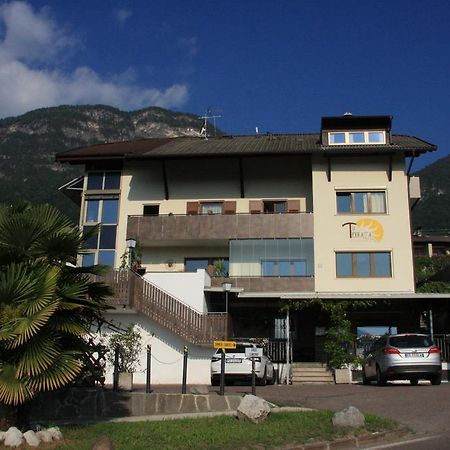 Residence La Terrazza 卡尔达罗 外观 照片